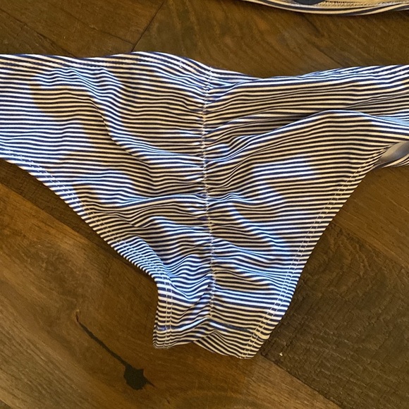 Xhileraton blue striped bikini with tie closure - Picture 6 of 9